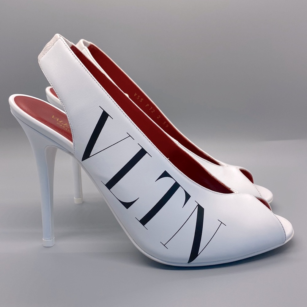 Valentino Garavani White Heels Pumps New